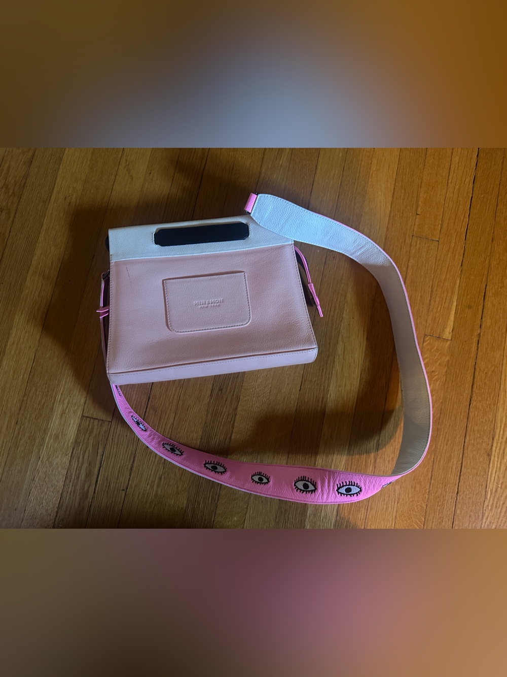 Min & Mon Vali Pink Eyes Appliqué with Adjustable Handle and Exclusive Strap - Picture 6 of 11
